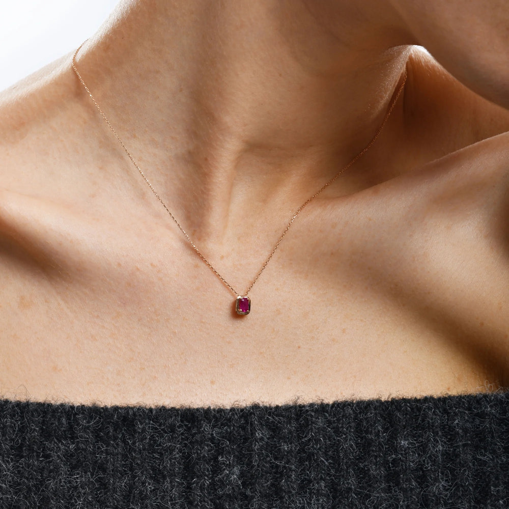 14-Ayar-Altin-Emerald-Yakut-Kolye