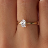 14_Ayar_Altin_Oval_Tektas_Yuzuk