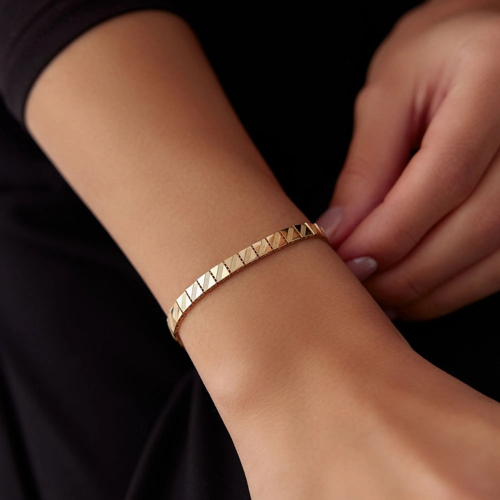 14k-altin-cizgi-bileklik-5