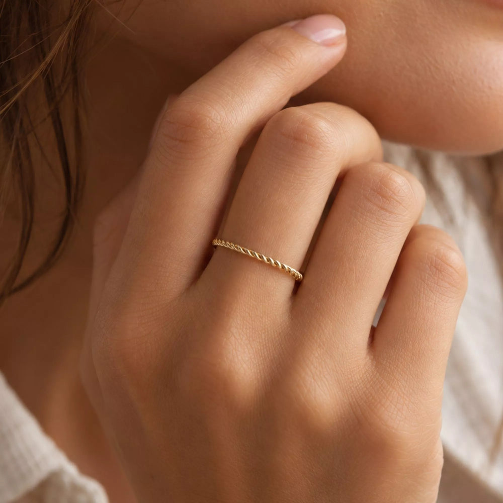 14k-altin-mini-burgu-yuzuk-1