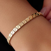 Desenli-Kare-Bileklik