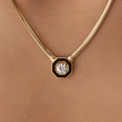 siyah-mineli-tektas-kolye