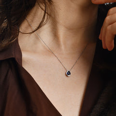 14-Ayar-Altin-Pear-Safir-Kolye