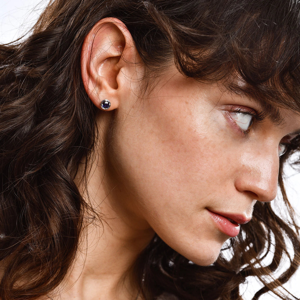 14-Ayar-Altin-Round-Safir-Kupe