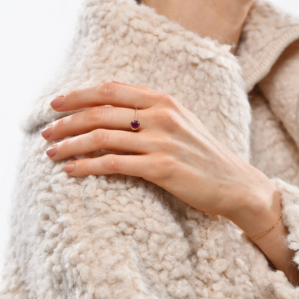 14-Ayar-Altin-Round-Yakut-Yuzuk