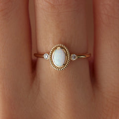 Opal-Tasli-Yuzuk