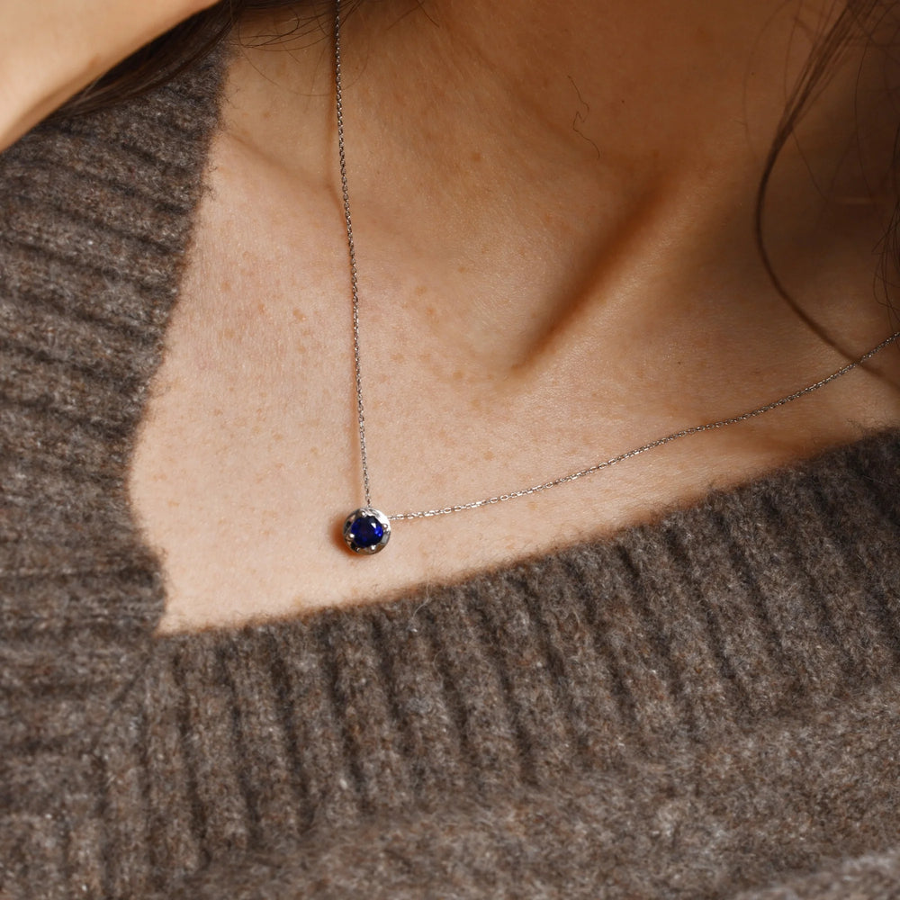 14-Ayar-Altin-Round-Safir-Kolye