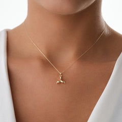 14k-altin-balina-kuyrugu-kolye-11