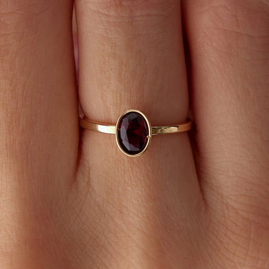 14k-altin-garnet-yuzuk