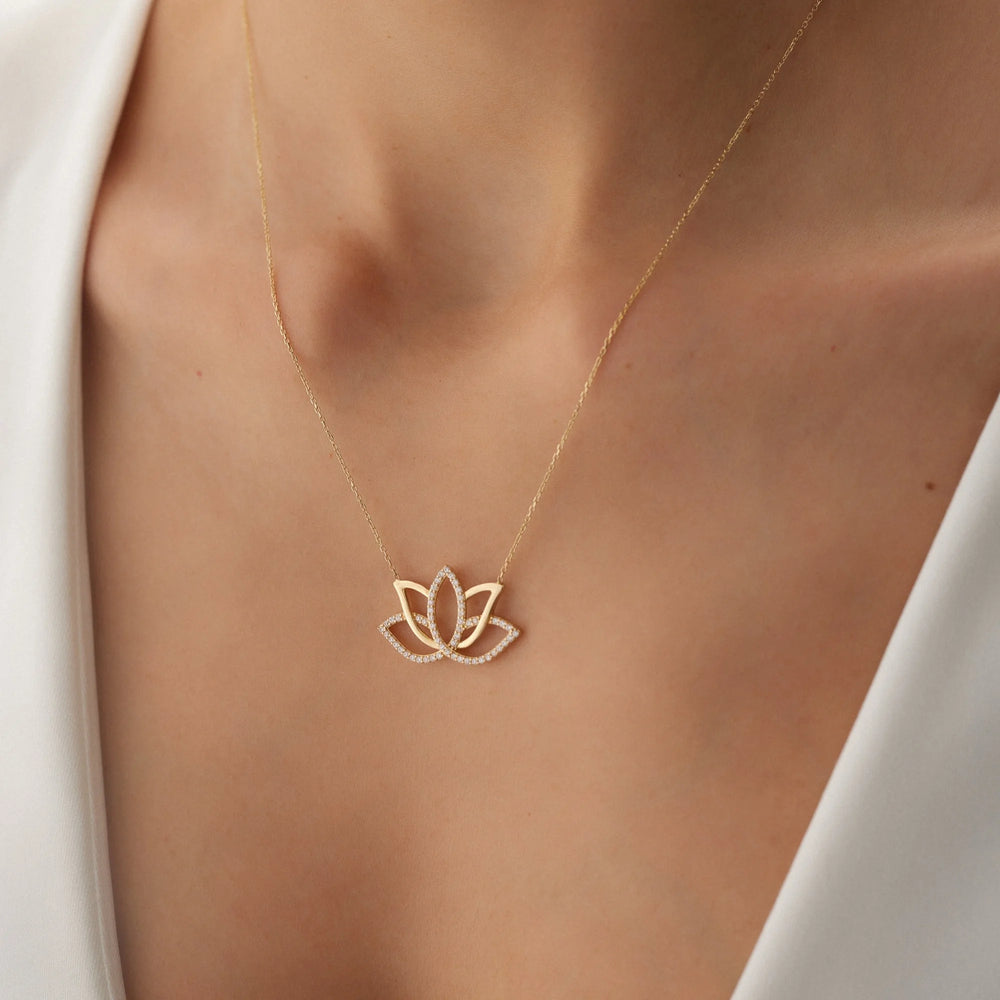 14k-altin-lotus-cicegi-kolye-1
