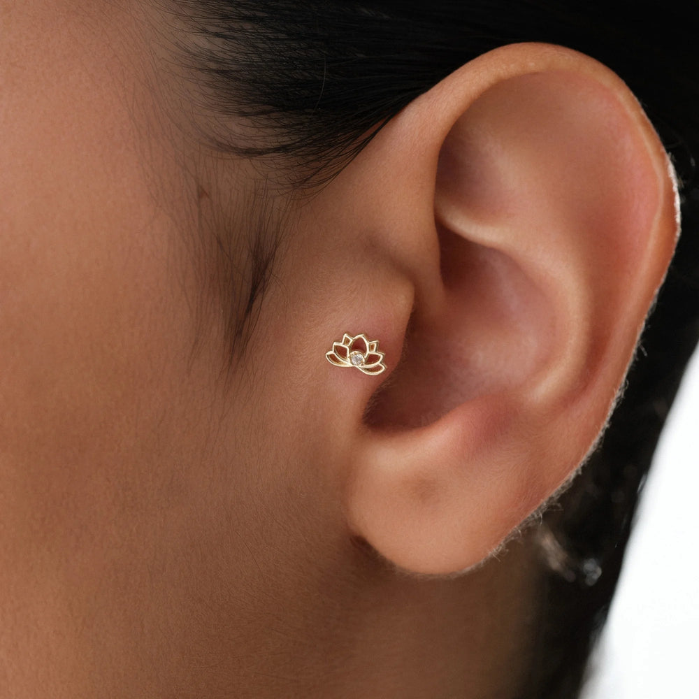 14k-altin-lotus-piercing-2