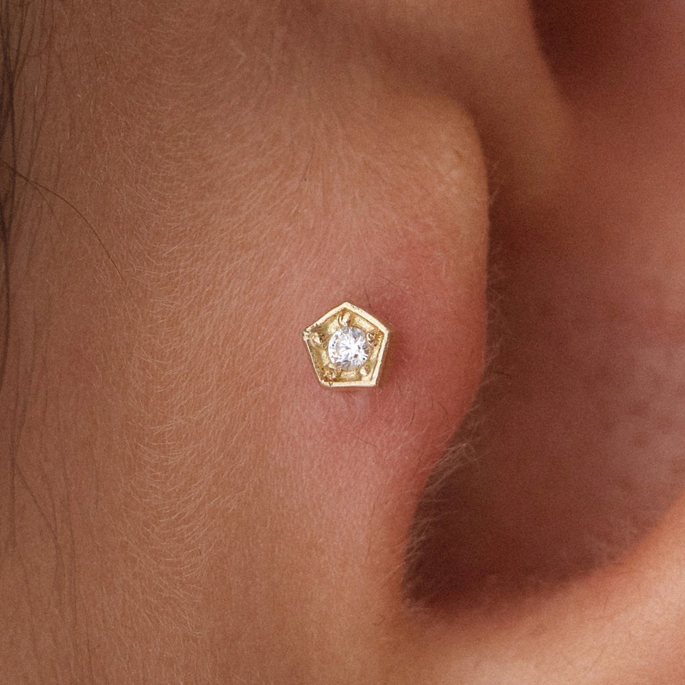 14k-altin-pentagon-piercing