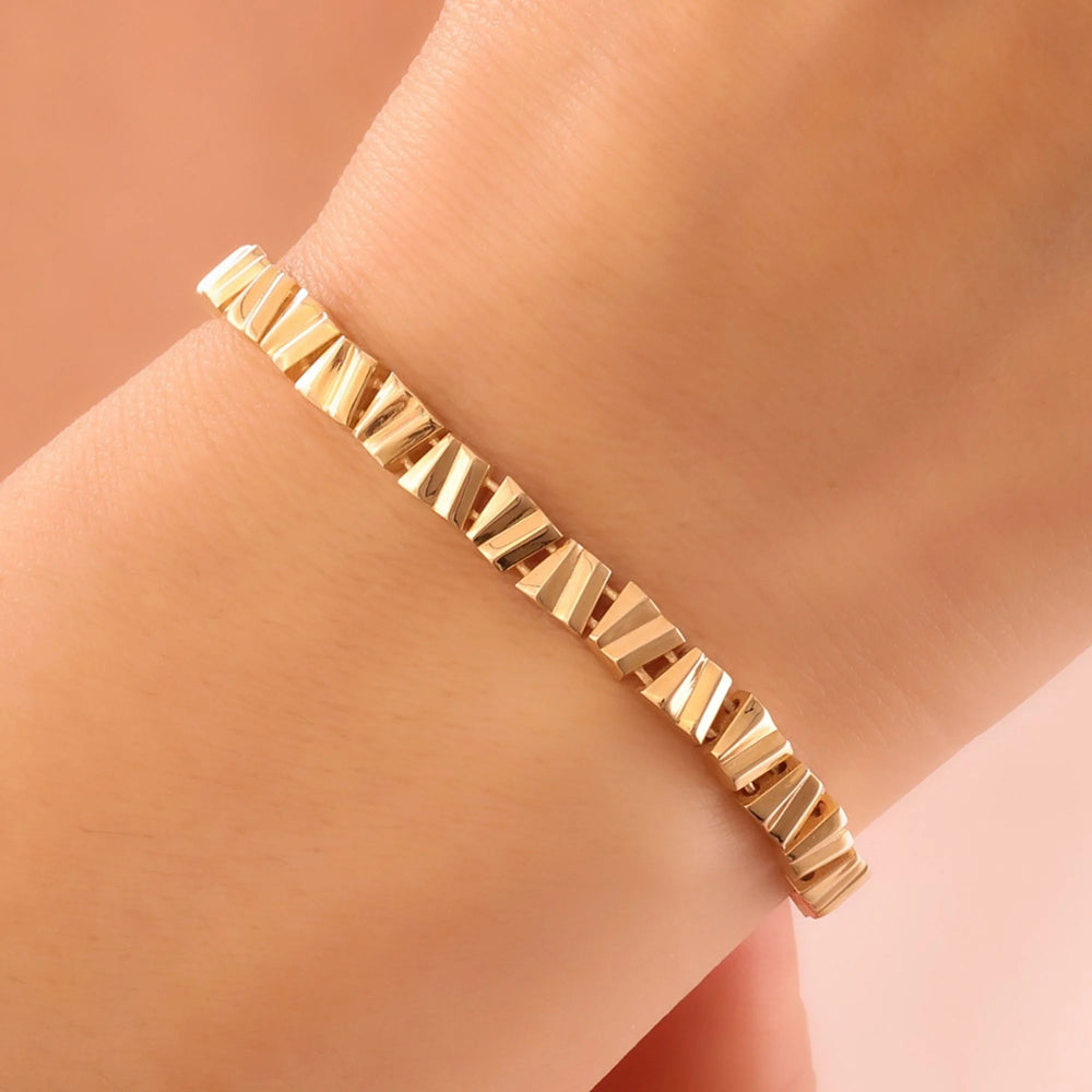 14k-altin-piramit-bileklik