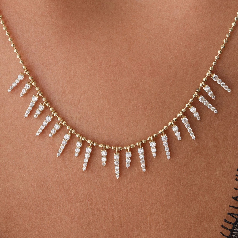 14k-altin-tasli-sallantili-kolye-10