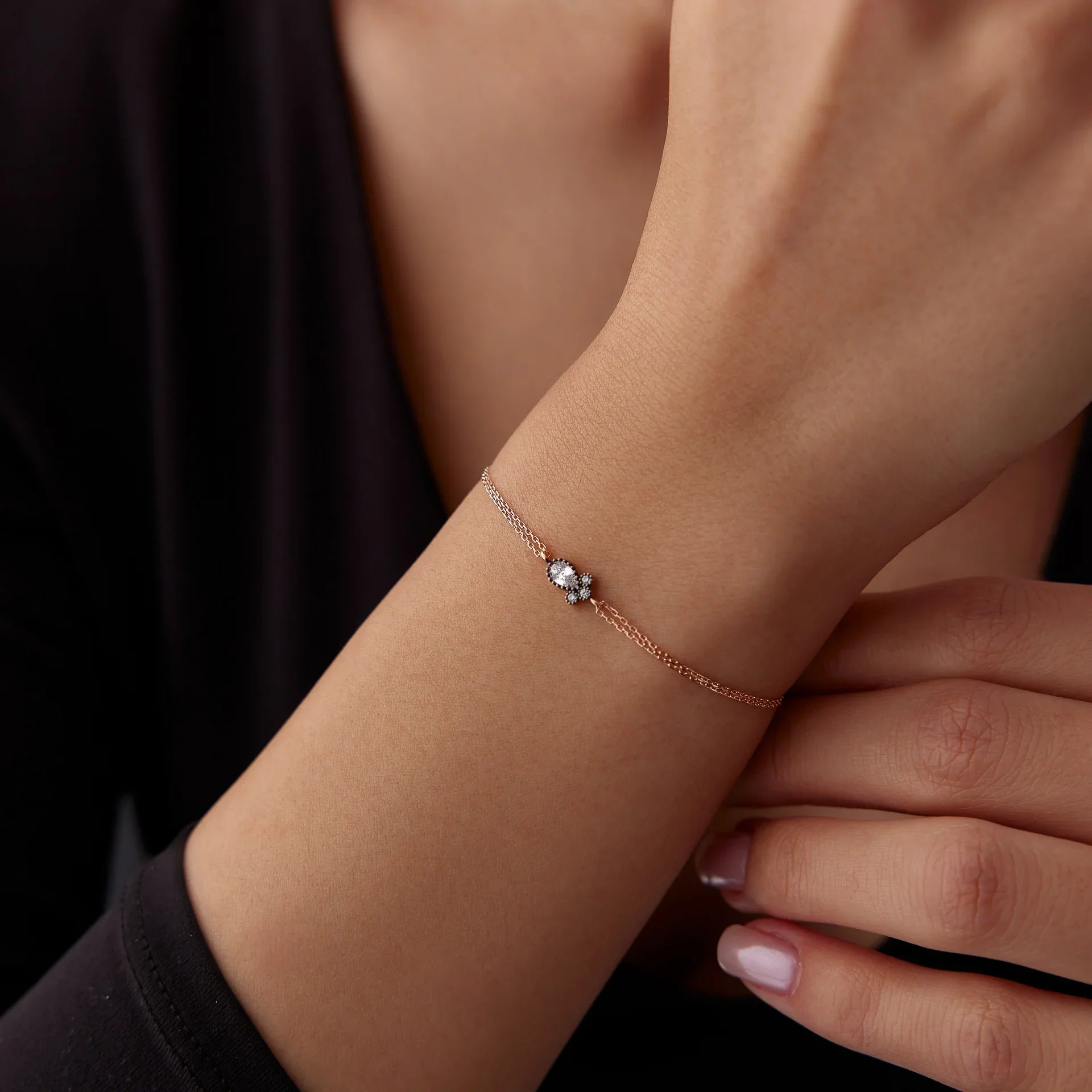 14 Ayar Altın Damla Taşlı Minimal Bileklik