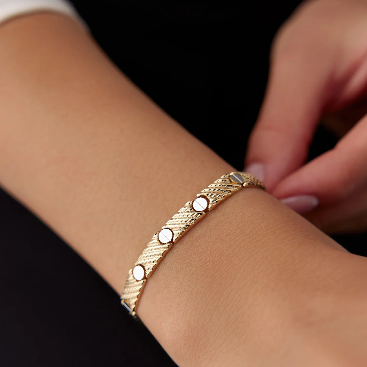 14 Ayar Altın Tasarım Vida Unisex Bileklik