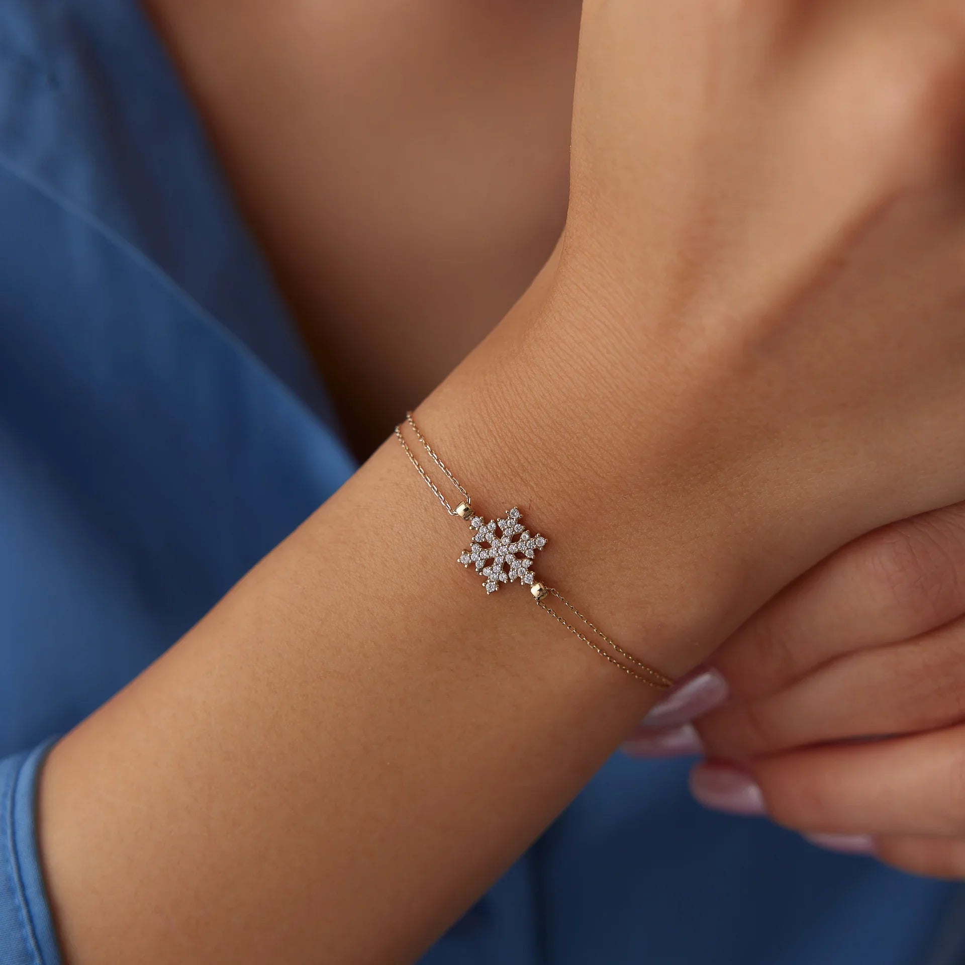 14 Ayar Altın Taşlı Kar Tanesi Bileklik