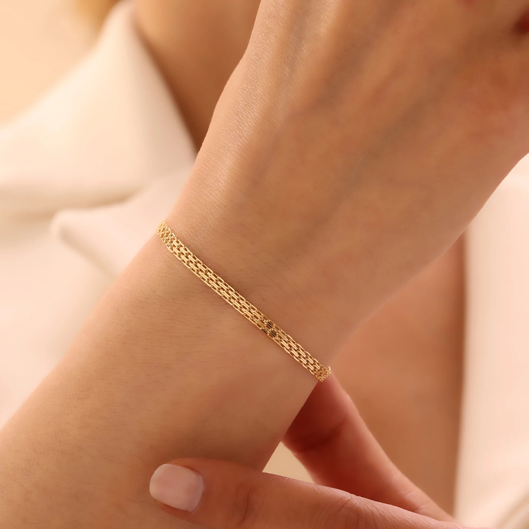 14 Ayar Altın Bismark Zincir Bileklik