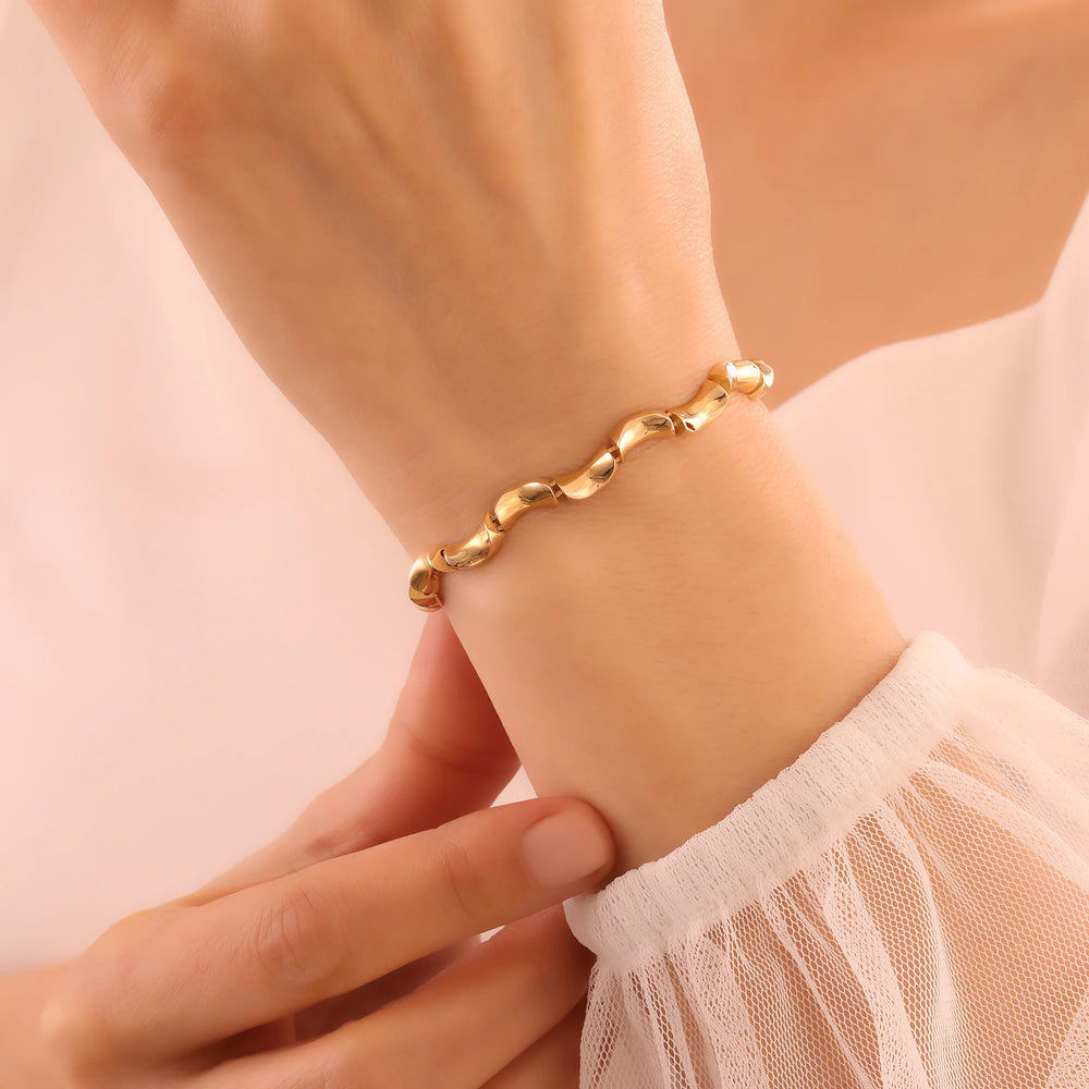 14 Ayar Altın Kemik Bileklik