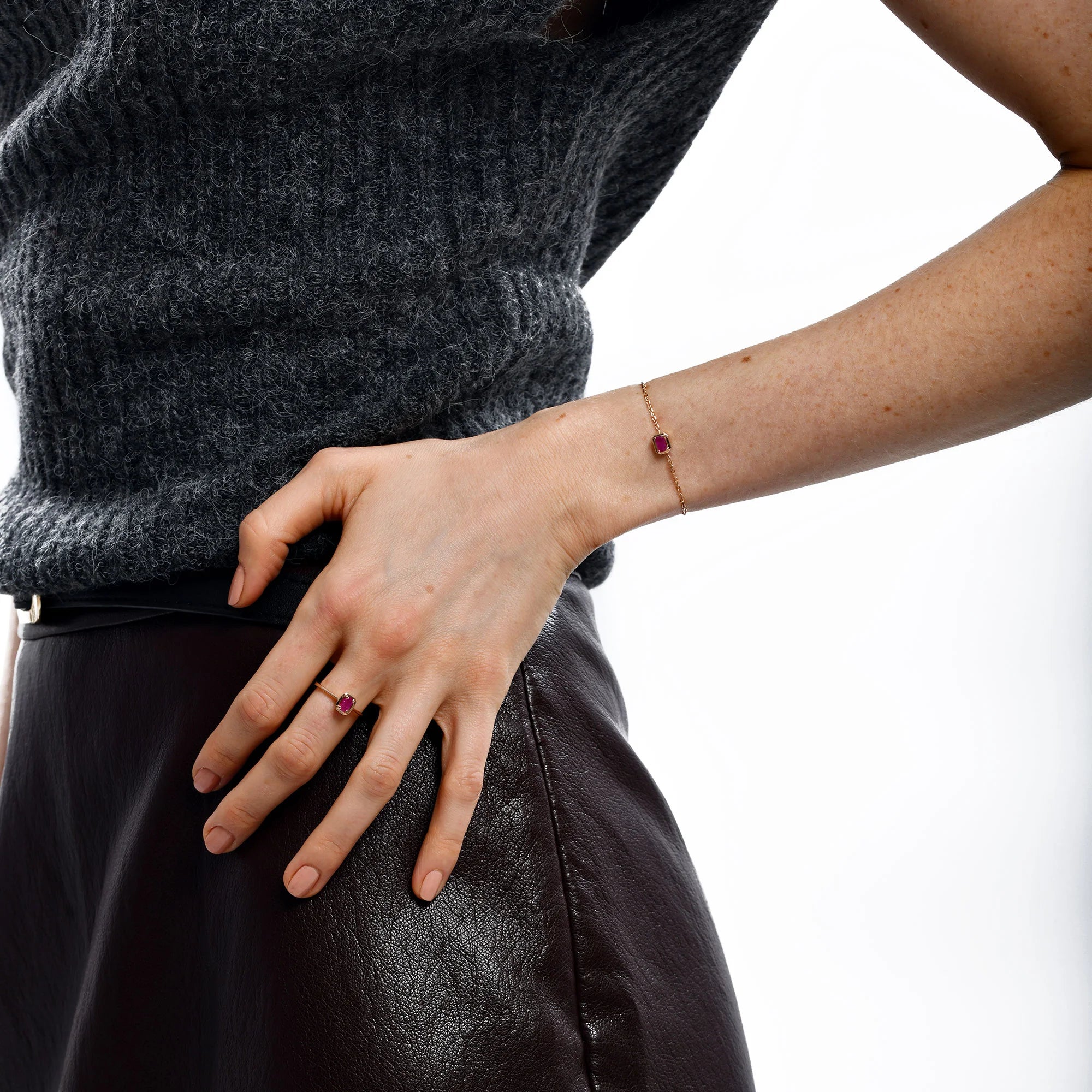 14-Ayar-Altin-Emerald-Yakut-Bileklik