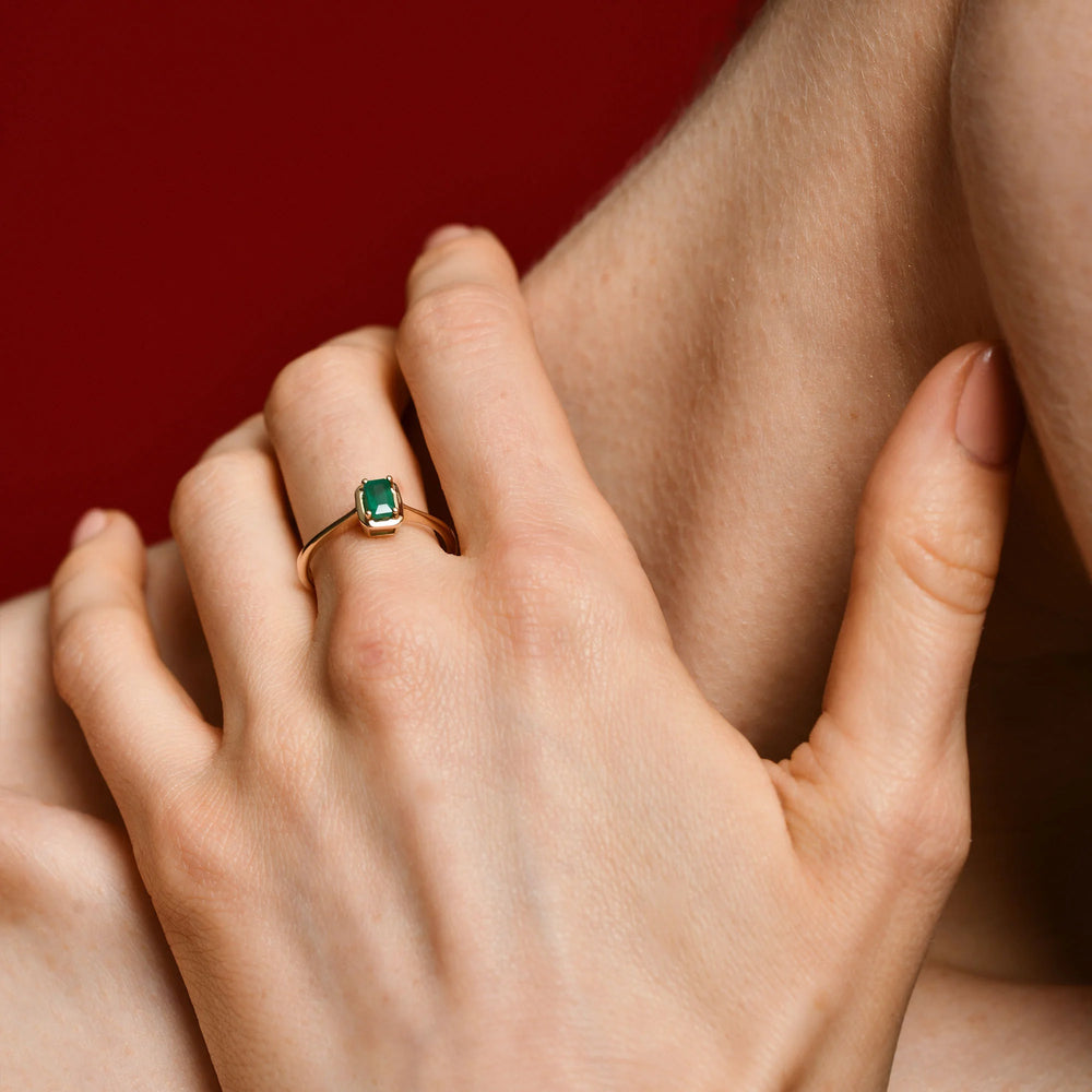 14-Ayar-Altin-Emerald-Zumrut-Yuzuk