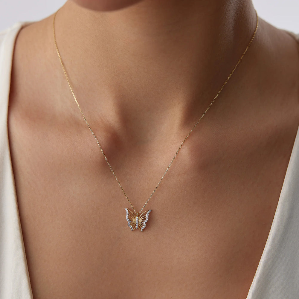 14 Ayar Altın Taşlı Kelebek Kolye