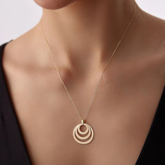 14 Ayar Altın Üç Katlı Halka Kolye