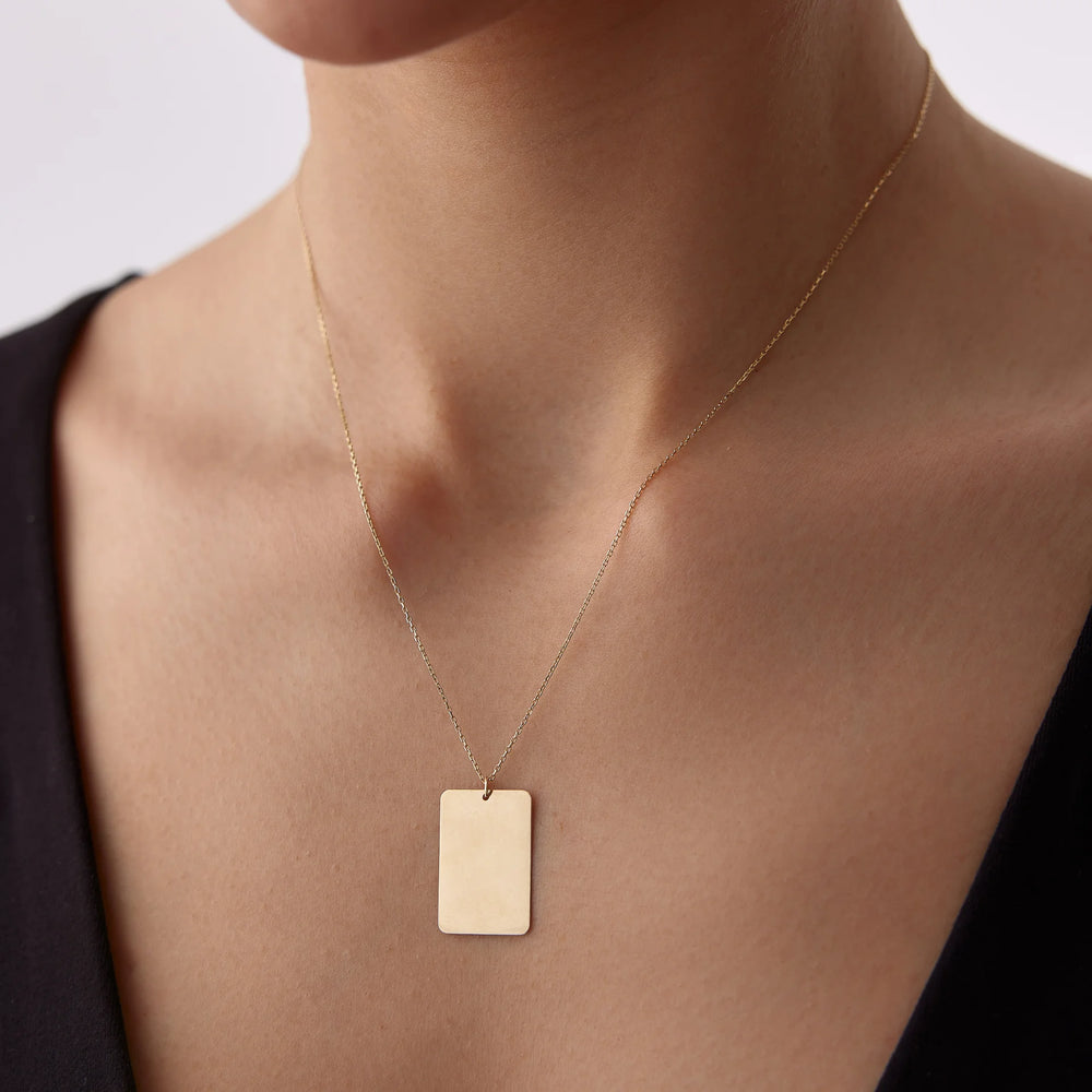 14 Ayar Altın Dikdörtgen Plaka Kolye