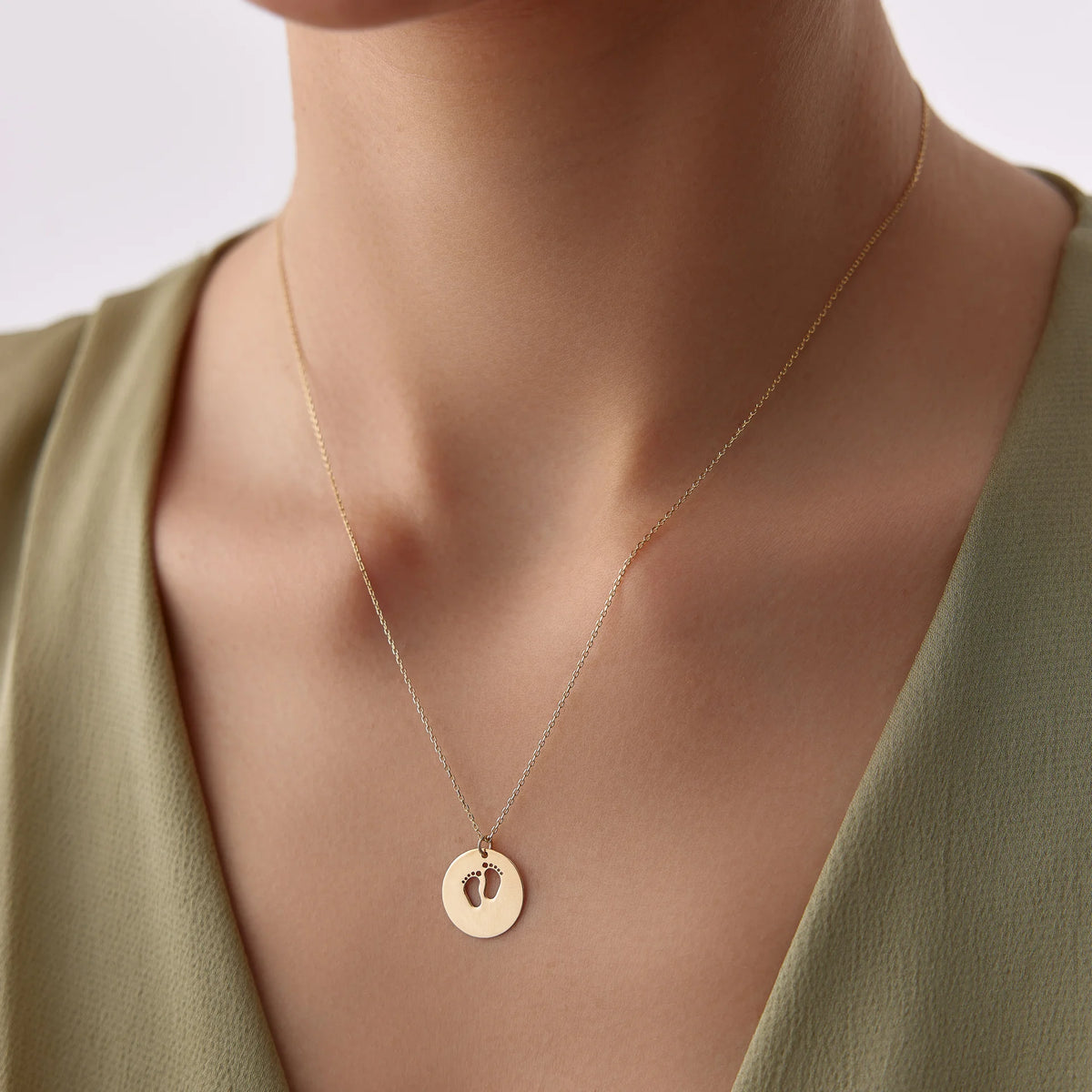 14 Ayar Altın Ayak İzi Kolye