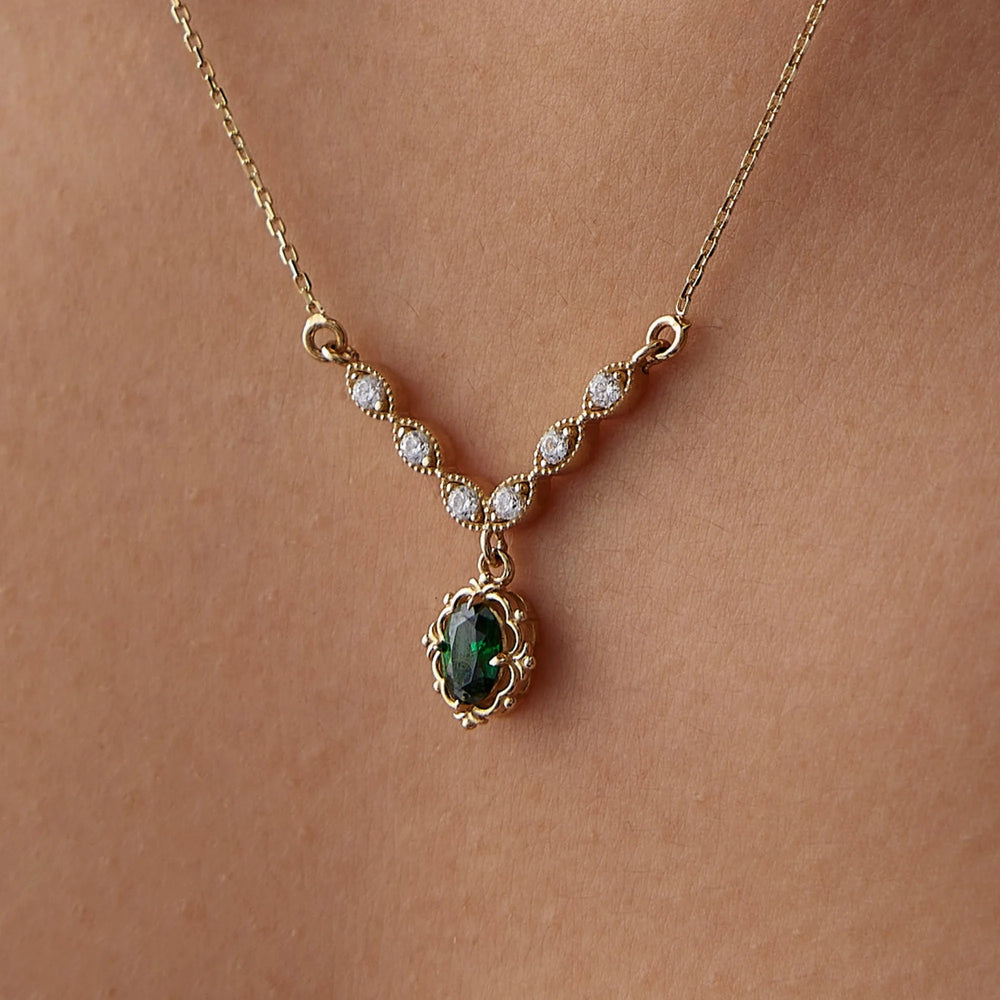 yesil-tasli-vintage-kolye