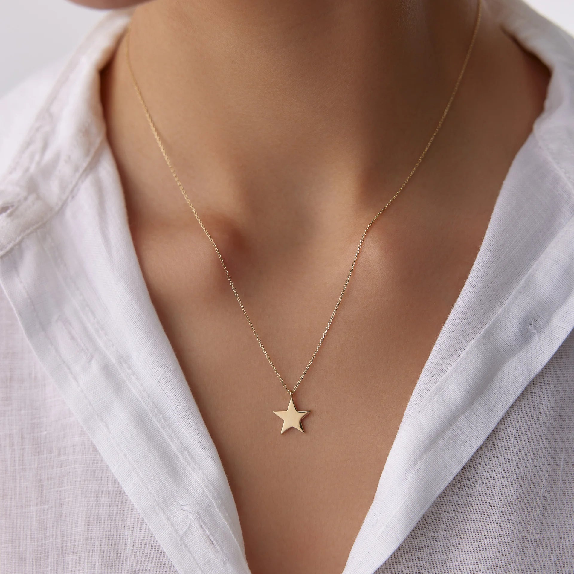 14 Ayar Altın Yıldız Kolye