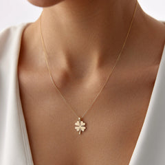 14 Ayar Altın Yonca Kolye