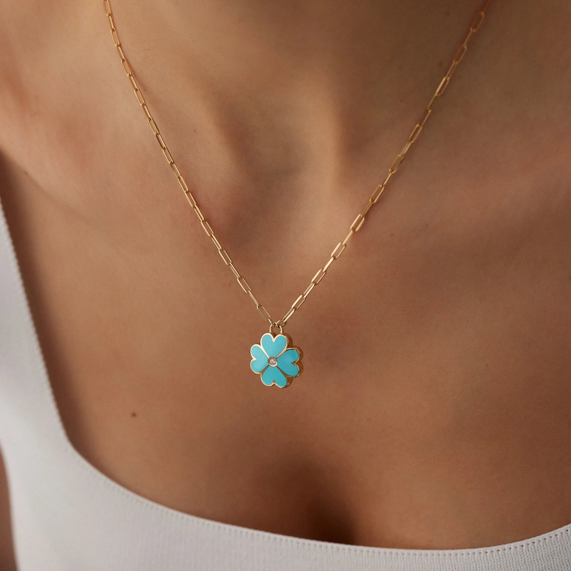 14 Ayar Altın Mavi Yonca Kolye