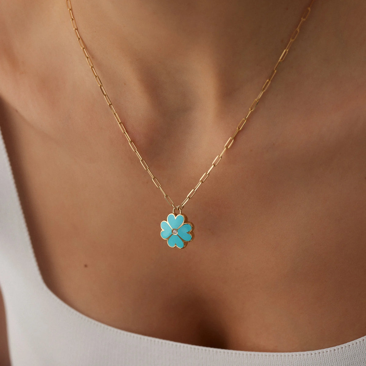 14 Ayar Altın Mavi Yonca Kolye