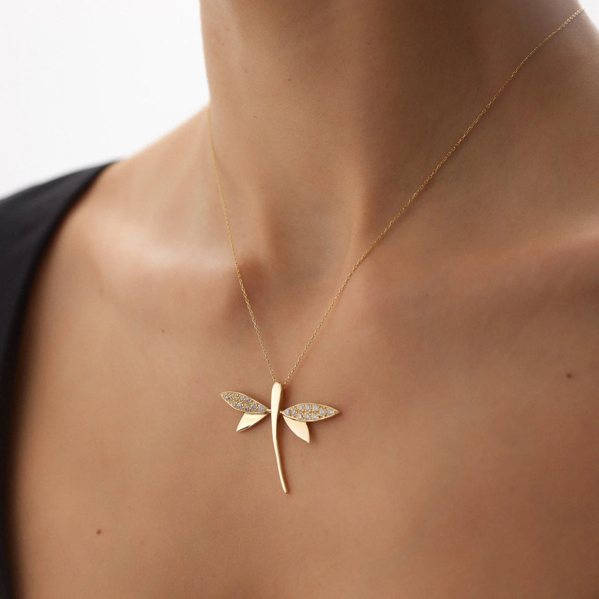 14 Ayar Altın Yusufçuk Kolye