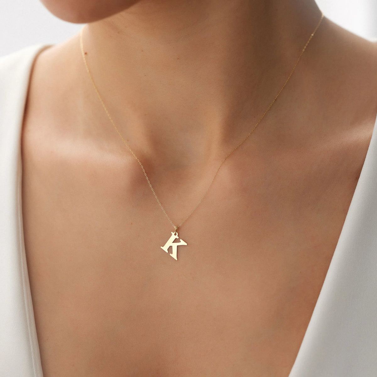 14 Ayar Altın Harf Kolye