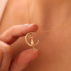 14 Ayar Altın Kedi ve Ay Kolye