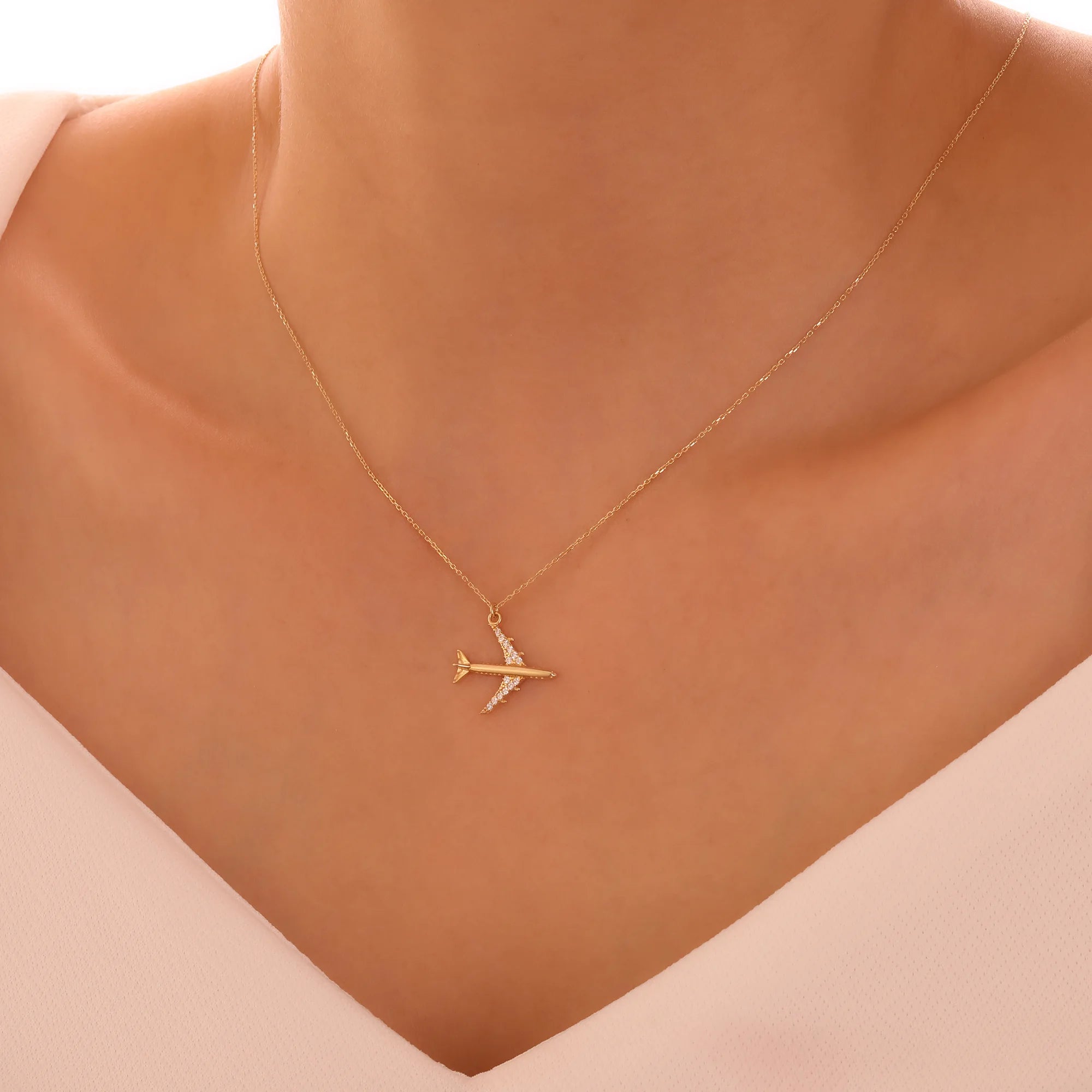 14 Ayar Altın Uçak Kolye