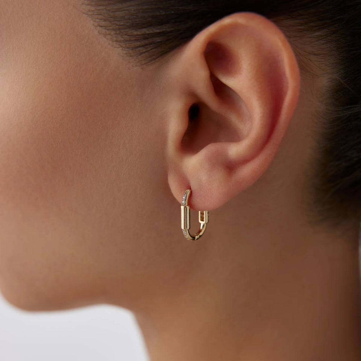 14 Ayar Altın Taşlı Ataç Küpe