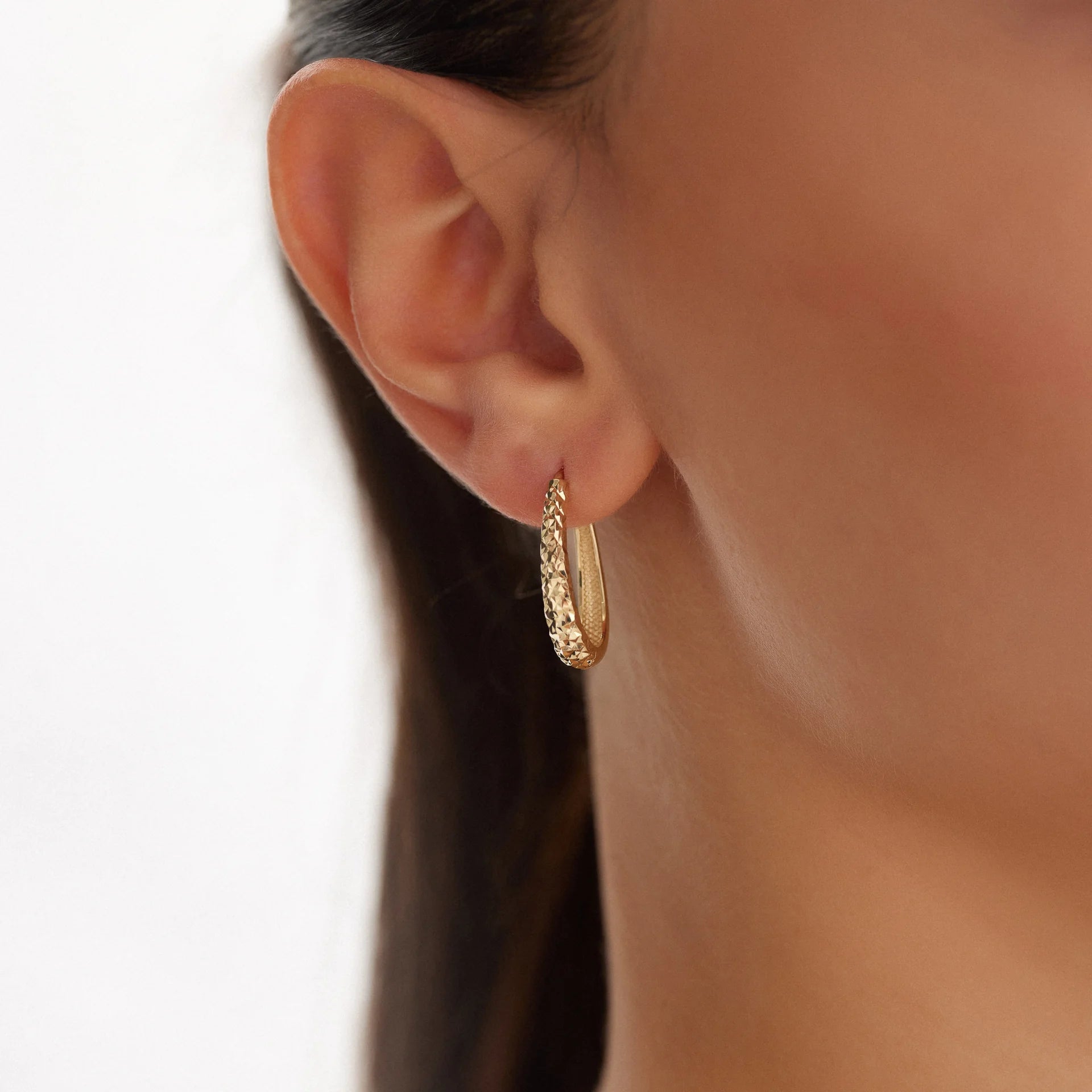 14 Ayar Altın Kalemli Oval Küpe