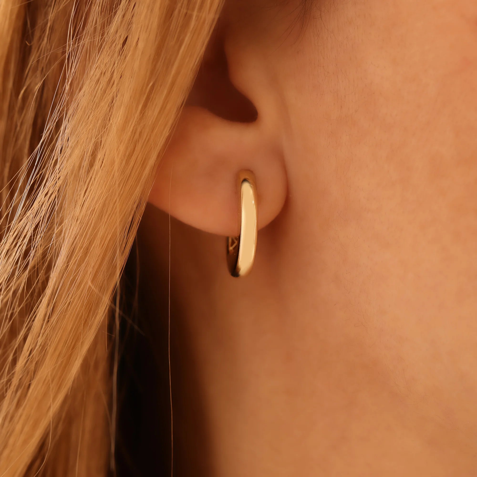 14 Ayar Altın Oval Halka Küpe