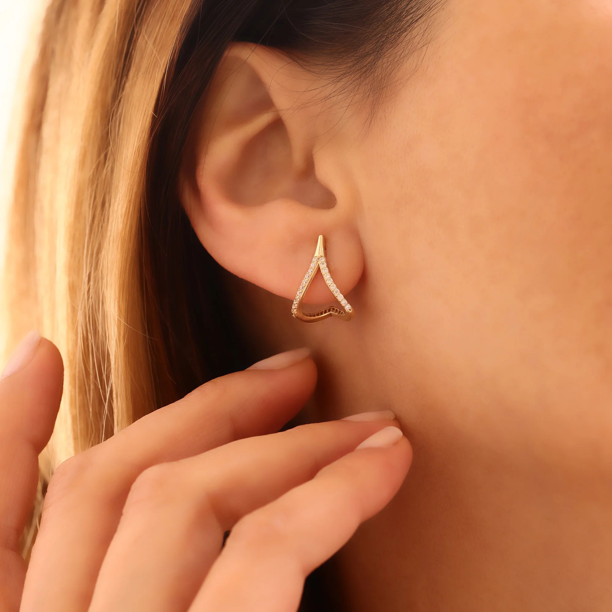 14 Ayar Altın Damla Tasarım Küpe