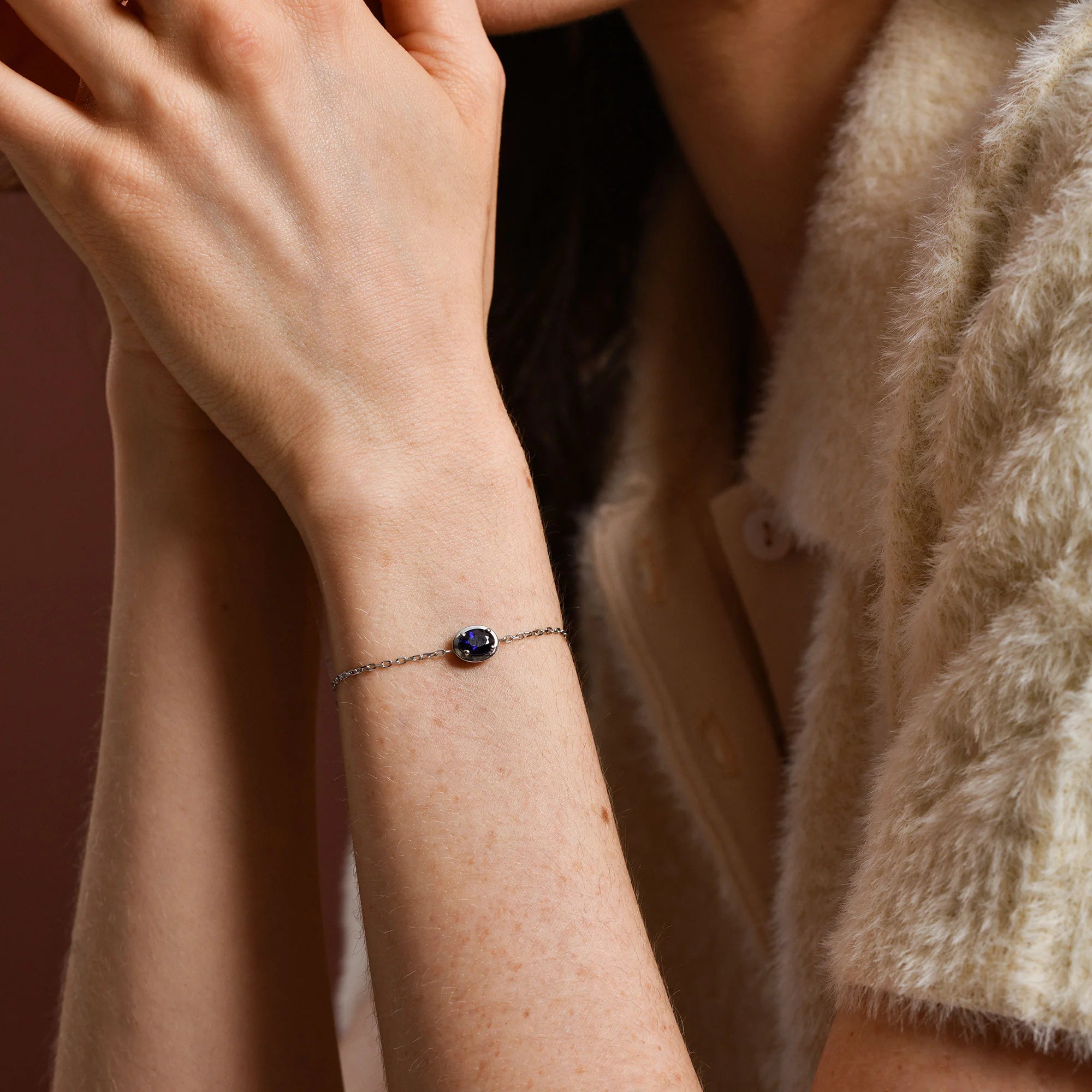 14-Ayar-Altin-Oval-Safir-Bileklik