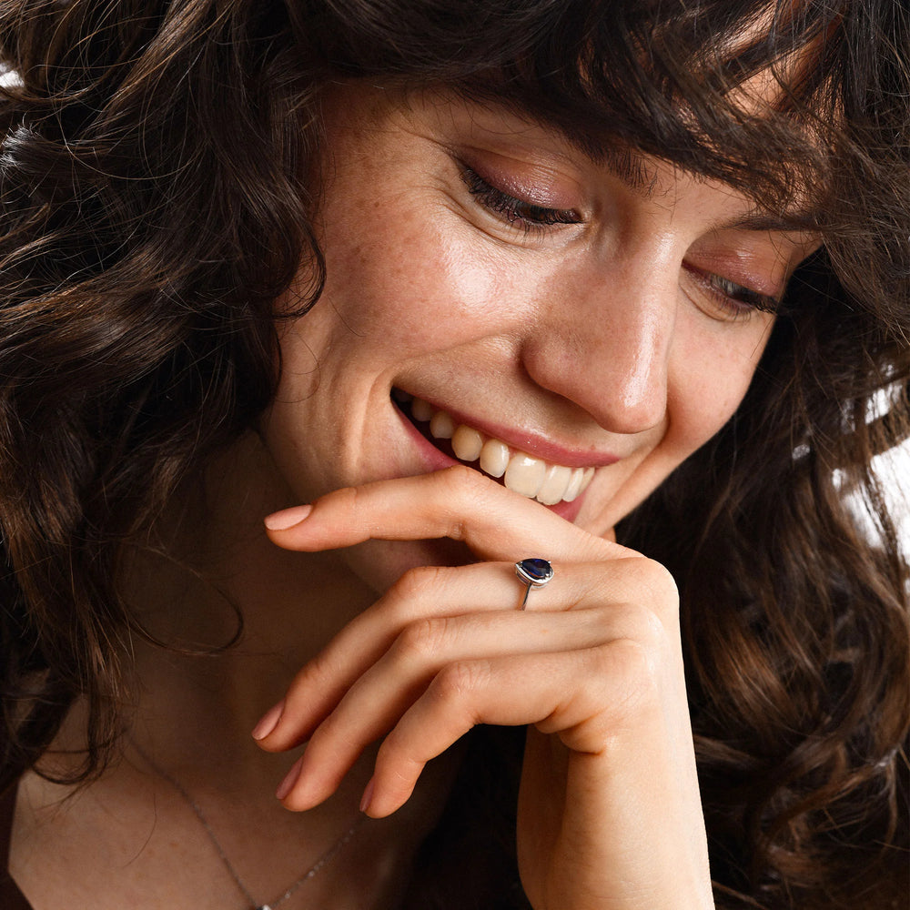 14-Ayar-Altin-Pear-Safir-Yuzuk