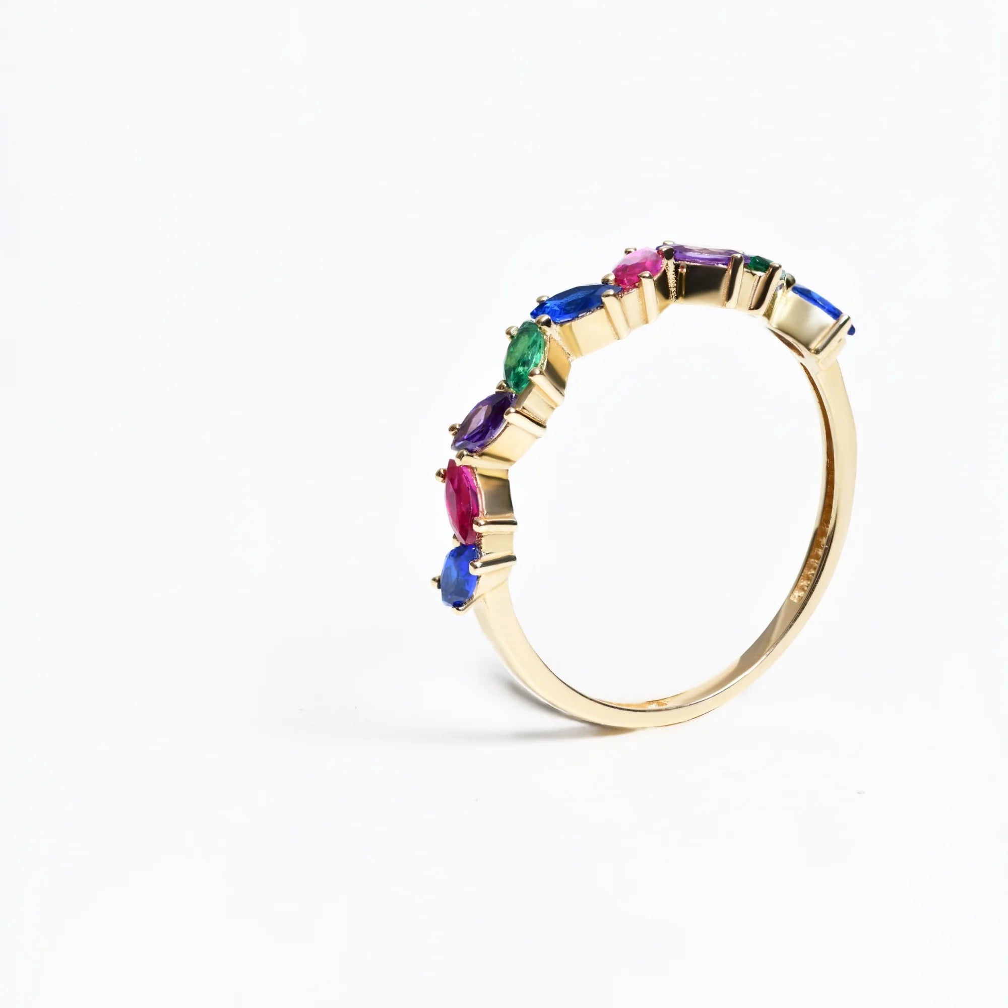 14 Ayar Altın Renkli Taşlı Yüzük