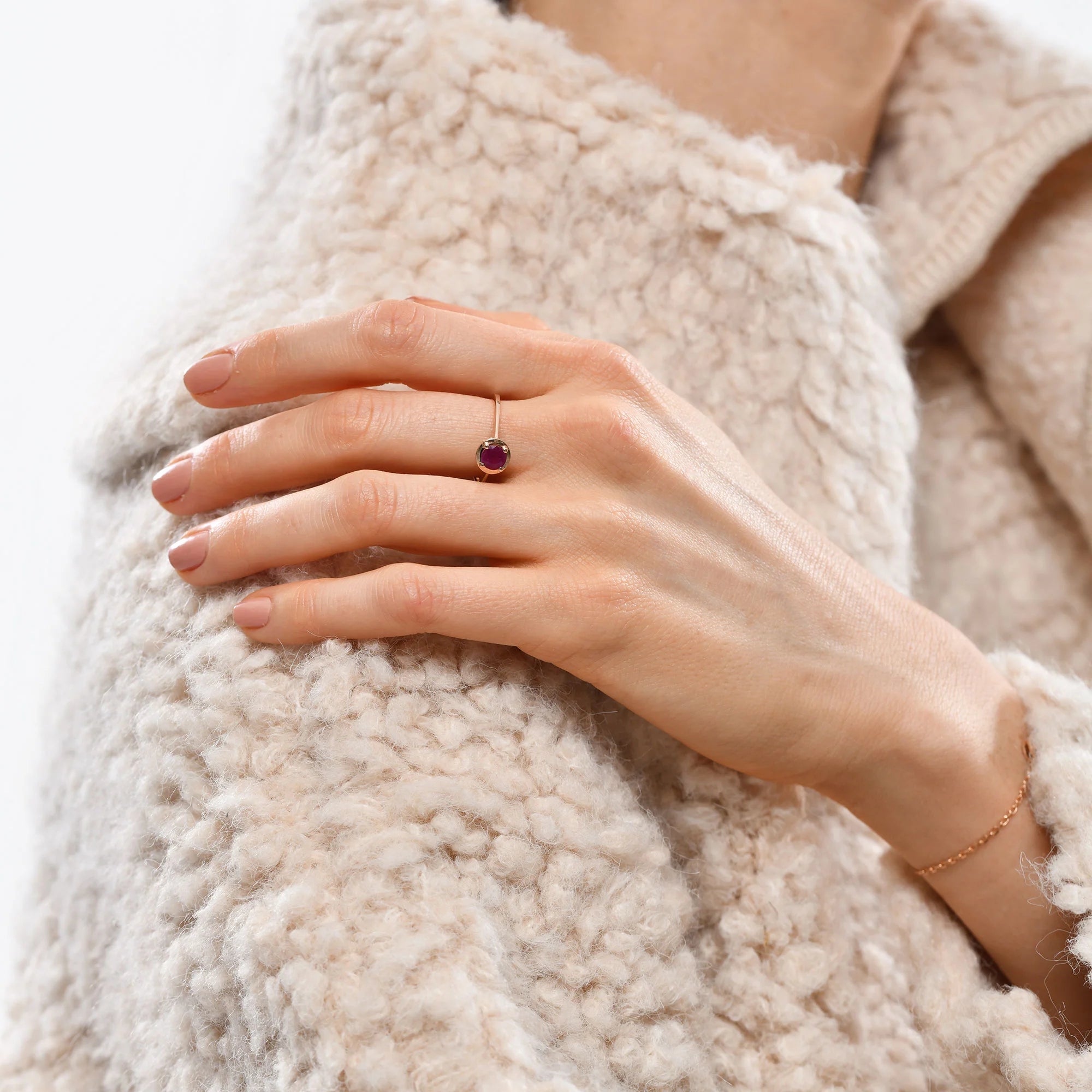 14-Ayar-Altin-Round-Yakut-Yuzuk