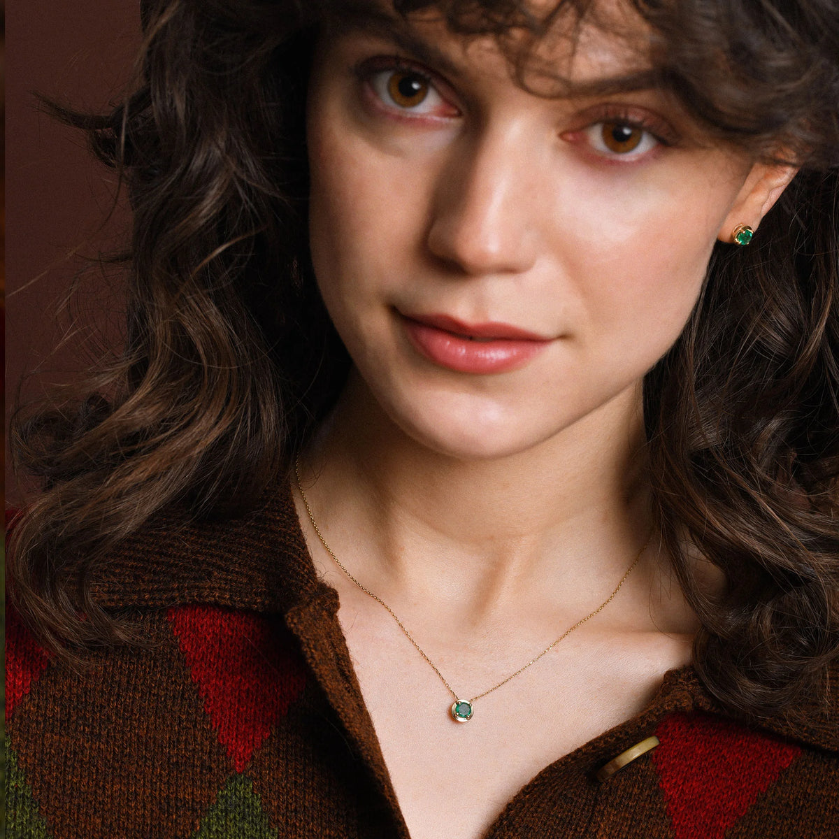 14-Ayar-Altin-Round-Zumrut-Kolye