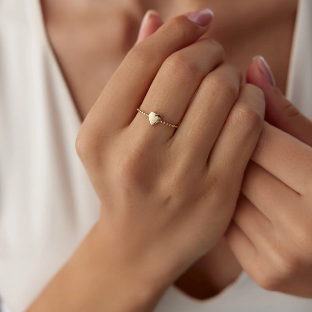 14 Ayar Altın Kalpli Plaka Yüzük