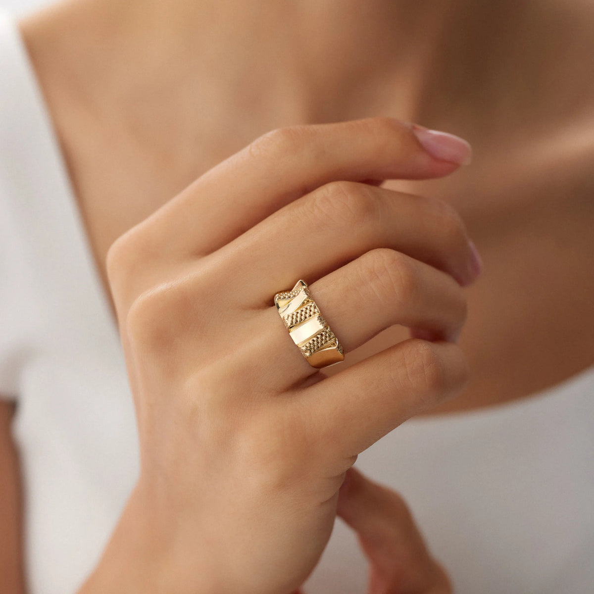 14 Ayar Altın Rampa Yüzük