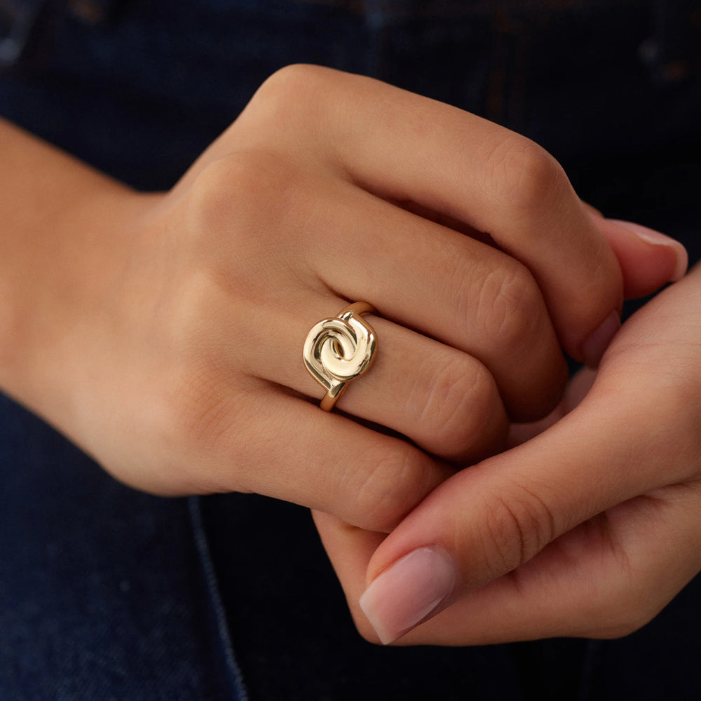 14 Ayar Altın Döngü Yüzük